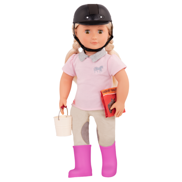 BD31192_Tamera_Deluxe_Riding_Doll-holding-accessories-wearing-helmet05-changed