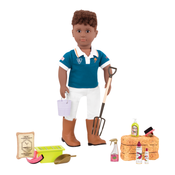 BD37476_Hay-and-Neigh-Horse_care_Set-with_Tyler-doll-holding-pitchfork01